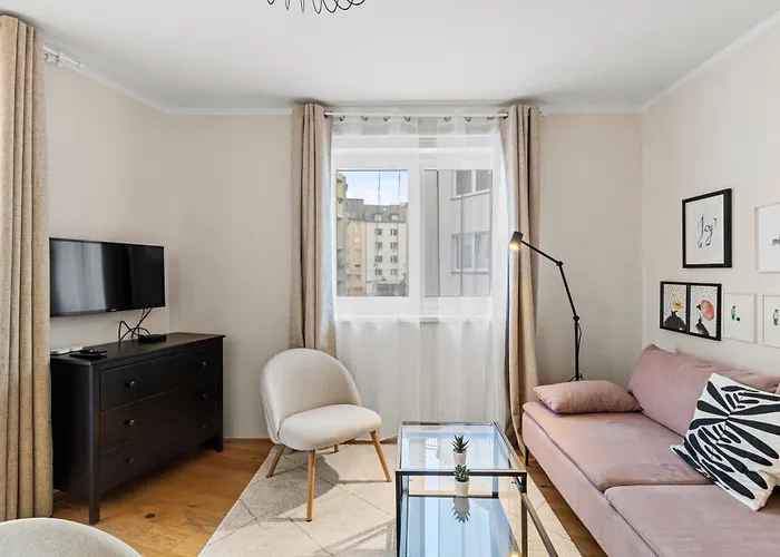 Free Parking I Balcony I 5 Min To Train Station Відень